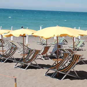 2* Kompleks wypoczynkowy Casa Di Caccia