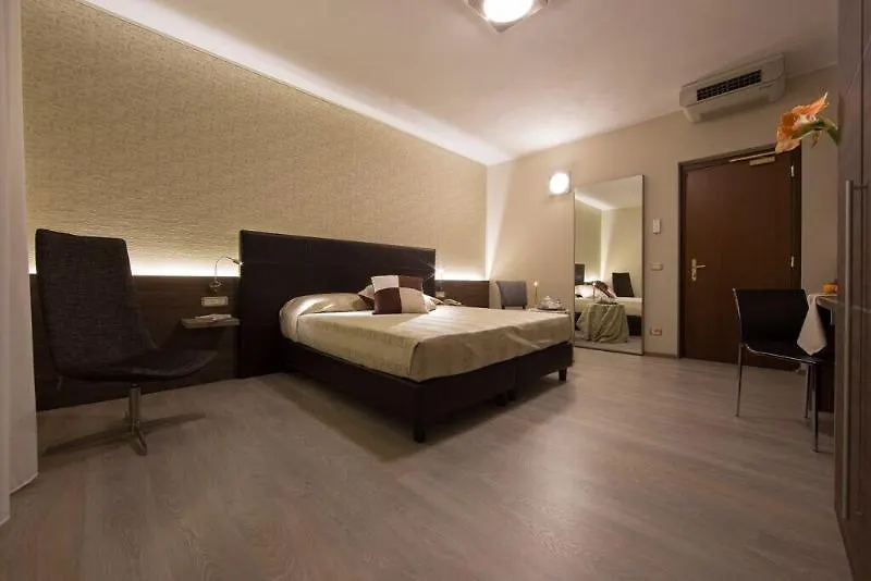 Hotel Park Castiglion Fiorentino 4*,